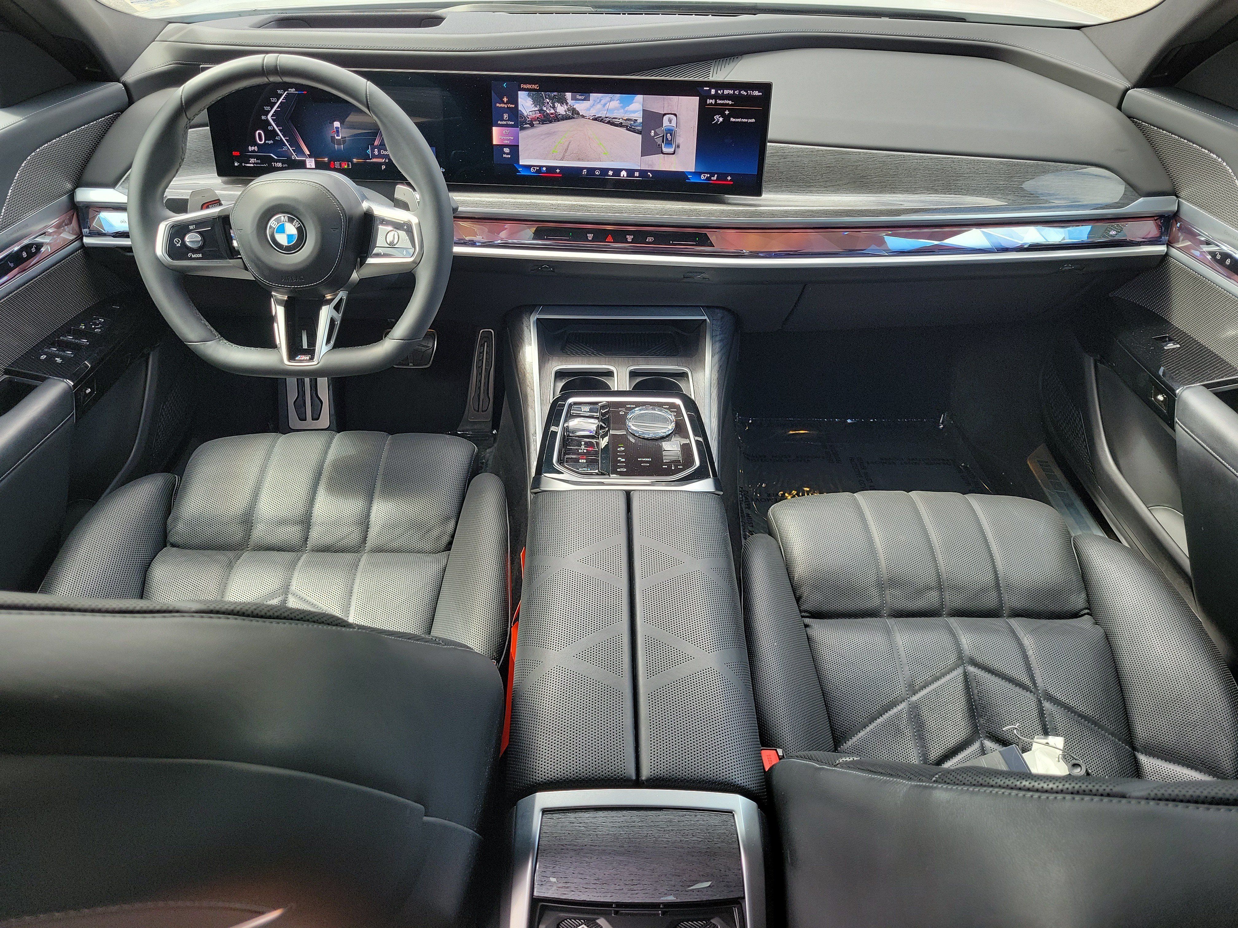 Used 2023 BMW 740i w/ Executive Package RWD image 15