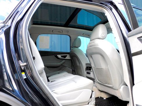 Used 2018 Audi Q7 2.0T Premium Plus w/ Premium Plus Package image 20