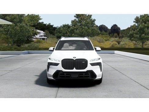 New 2027 BMW X7 M60i AWD/4WD image 3