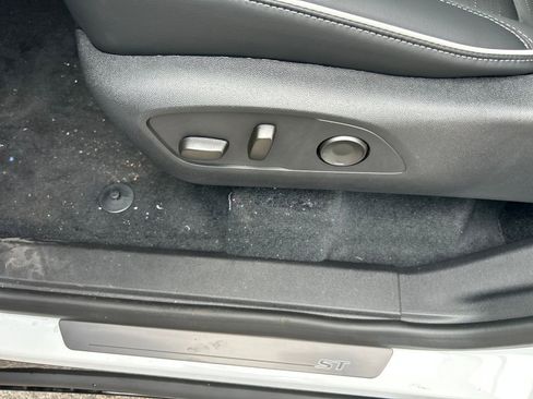 New 2026 Buick Enclave Sport Touring w/ Power Package image 13