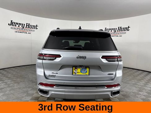 Used 2023 Jeep Grand Cherokee L Overland AWD/4WD image 7
