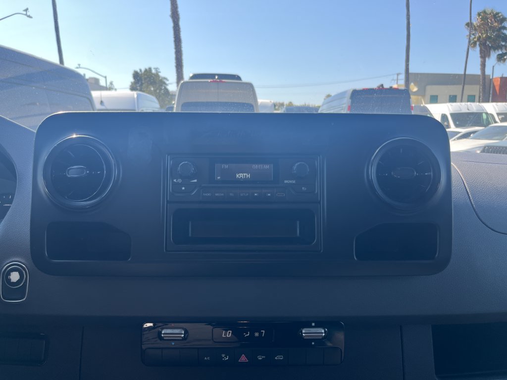 Used 2019 Mercedes-Benz Sprinter 144 image 14