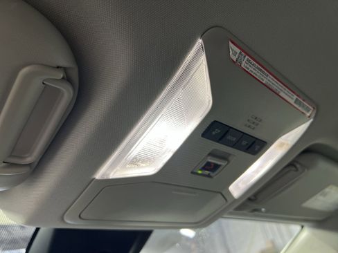 Used 2025 Toyota RAV4 XLE image 35