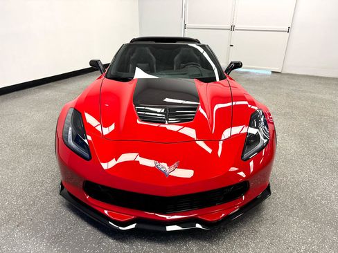 Used 2016 Chevrolet Corvette Z06 w/ 3LZ Preferred Equipment Group image 2