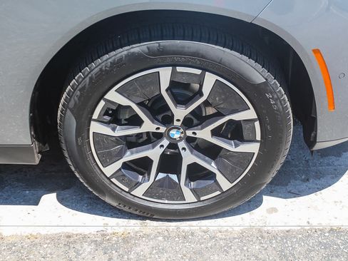 Used 2026 BMW X3 xDrive30i AWD/4WD image 9