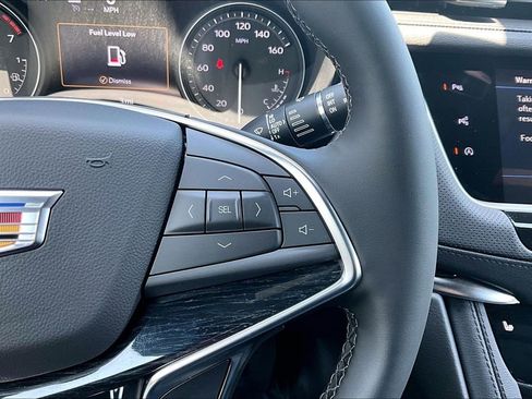 New 2026 Cadillac XT5 Premium Luxury w/ LPO, ONYX Package AWD/4WD image 23