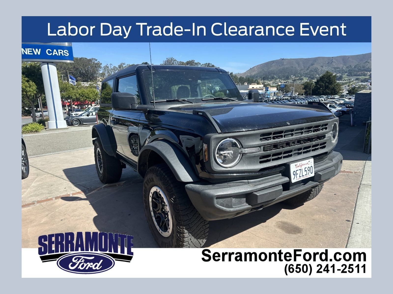 Used 2023 Ford Bronco 2-Door w/ Sasquatch Package AWD/4WD image 1