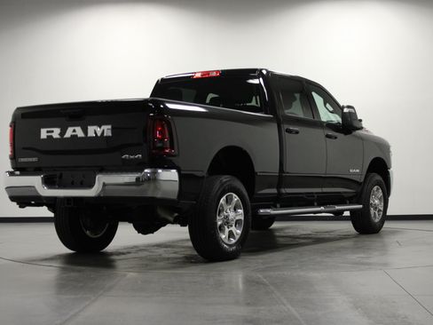 Used 2026 RAM 2500 Big Horn AWD/4WD image 4