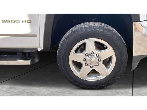 Used 2015 Chevrolet Silverado 2500 LTZ w/ Duramax Plus Package image 20