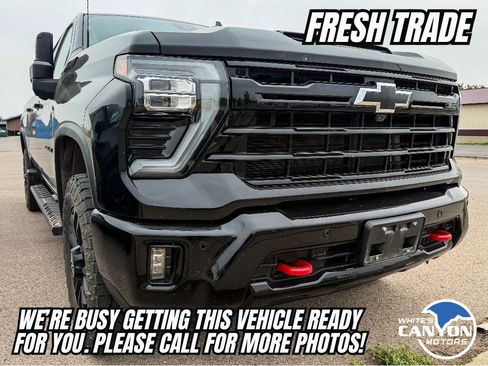 Used 2025 Chevrolet Silverado 2500 LTZ w/ Trail Boss Package AWD/4WD image 1