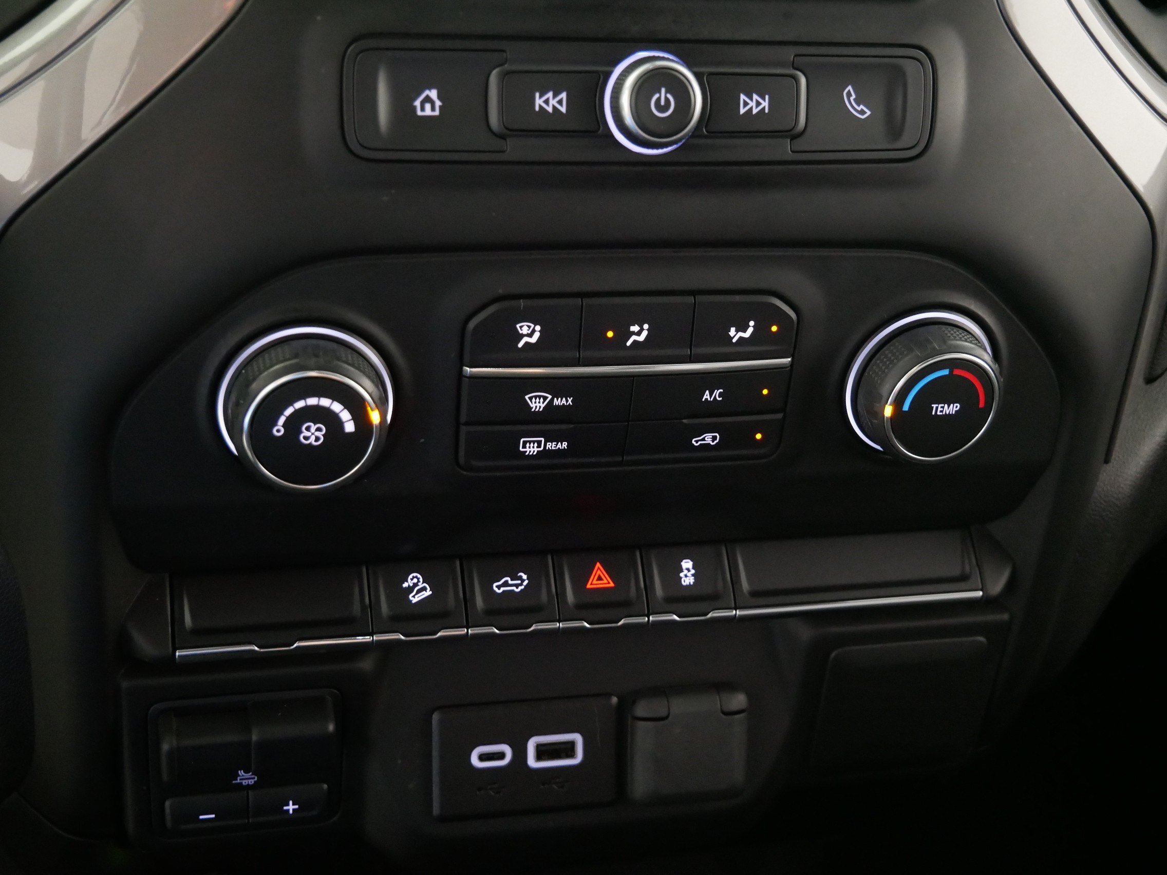 Used 2021 Chevrolet Silverado 1500 Custom Trail Boss w/ Midnight Edition AWD/4WD image 23