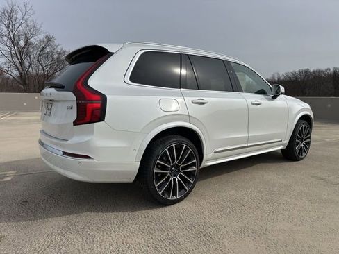 New 2026 Volvo XC90 B6 Plus w/ Protection Package Premier AWD/4WD image 8