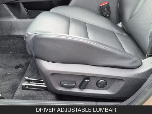 Certified 2024 Nissan Rogue SV w/ SV Premium Package FWD image 15