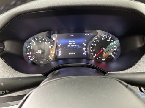Used 2022 Jeep Compass Latitude FWD image 20