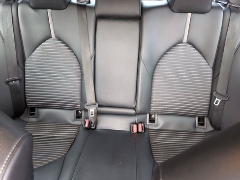 Used 2021 Toyota Camry SE w/ Convenience Package FWD image 32