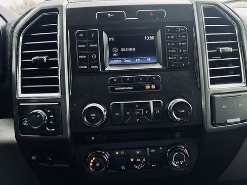 Used 2017 Ford F350 XLT image 10