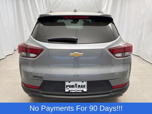 Used 2025 Chevrolet TrailBlazer LT AWD/4WD image 4