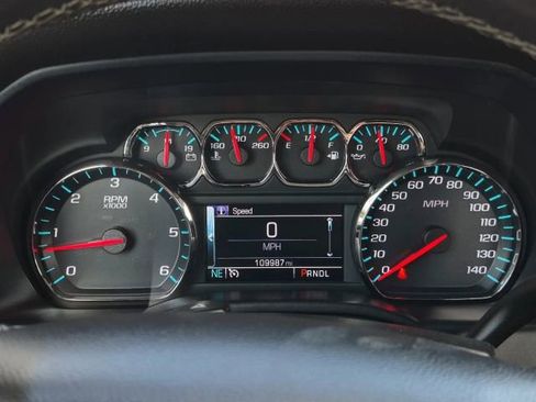 Used 2018 Chevrolet Silverado 1500 LT w/ All Star Edition image 23