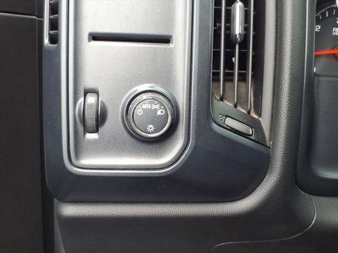 Used 2016 Chevrolet Silverado 1500 W/T image 22