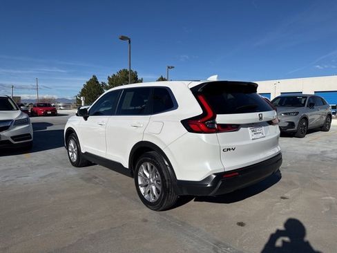 Used 2024 Honda CR-V EX image 7
