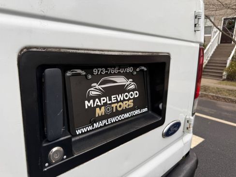 Used 2007 Ford E-350 and Econoline 350 XLT RWD image 8