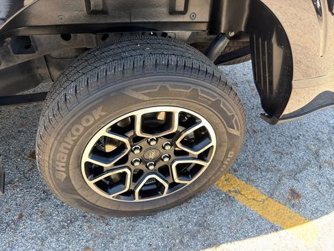 Used 2023 Ford F150 XLT w/ Equipment Group 302A High RWD image 23