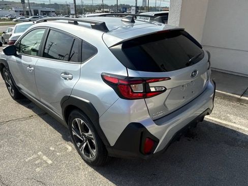 Used 2025 Subaru Crosstrek 2.5i Premium AWD/4WD image 9