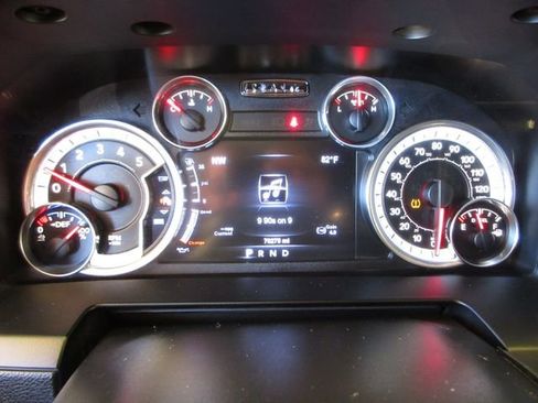 Used 2017 RAM 2500 Laramie w/ Convenience Group image 18