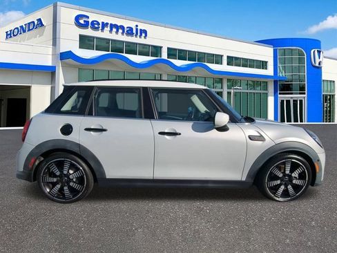 Used 2022 MINI Cooper S w/ Driver Assistance Package image 4