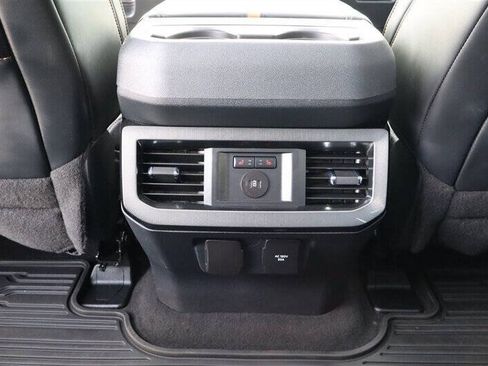 Used 2024 Ford F350 Platinum w/ FX4 Off-Road Package AWD/4WD image 25