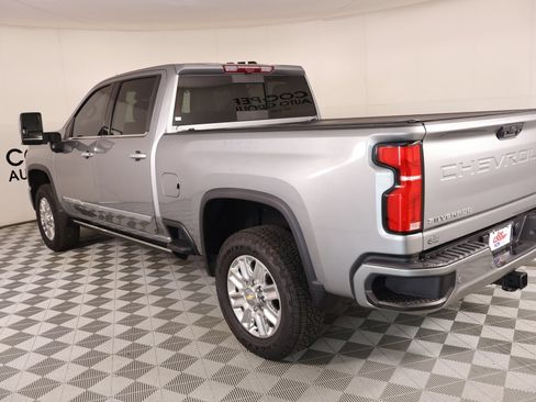 Used 2025 Chevrolet Silverado 2500 High Country w/ High Country Premium Package AWD/4WD image 23