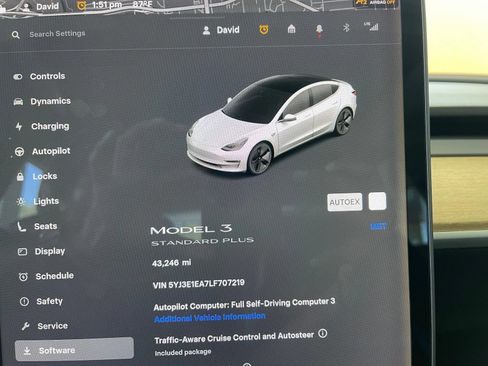 Used 2020 Tesla Model 3 Standard Range RWD image 36