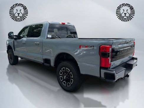 New 2026 Ford F350 4x4 Crew Cab Super Duty image 9
