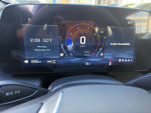 New 2026 Chevrolet Equinox LT w/ Convenience Package II image 8