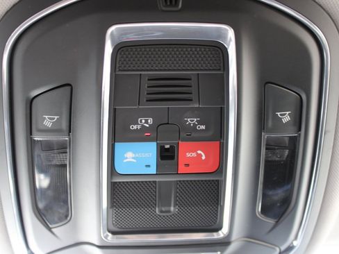 Used 2023 Jeep Grand Cherokee L Laredo image 22