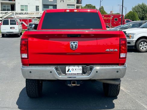 Used 2018 RAM 2500 Tradesman w/ Chrome Appearance Group AWD/4WD image 6