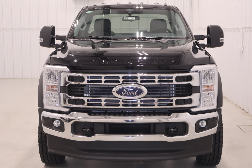 New 2026 Ford F600 4x4 Regular Cab Super Duty w/ XLT Value Package image 3