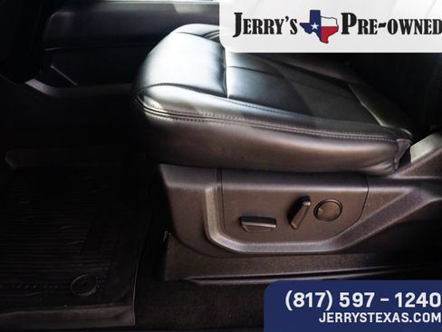Used 2024 Ford Expedition XLT RWD image 17