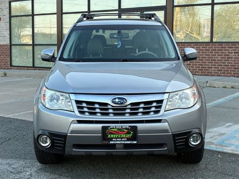 Used 2011 Subaru Forester 2.5X Limited AWD/4WD image 2