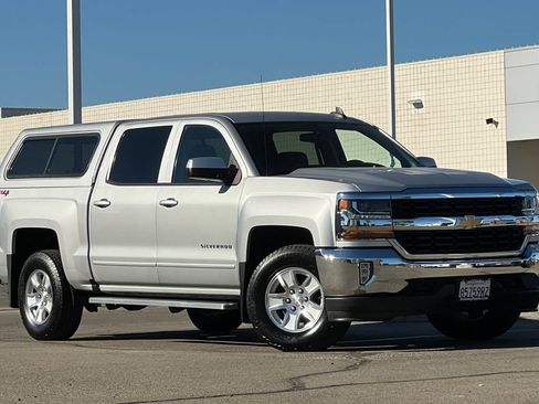 Used 2018 Chevrolet Silverado 1500 LT w/ All Star Edition AWD/4WD image 2