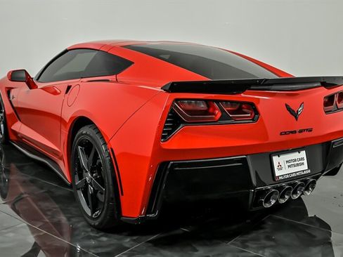 Used 2015 Chevrolet Corvette Stingray Coupe RWD image 7