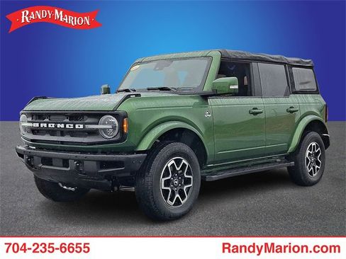 Used 2022 Ford Bronco Outer Banks image 1