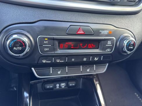 Used 2020 Kia Sorento EX image 15