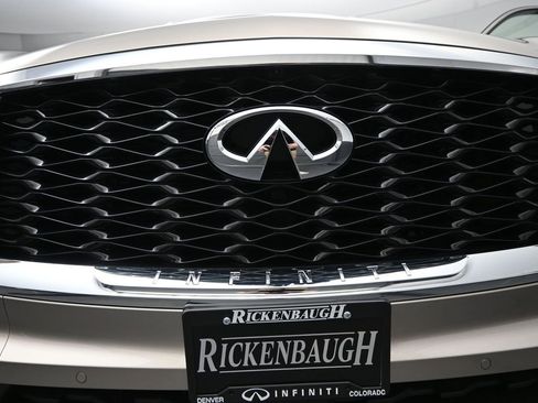 Used 2025 INFINITI QX60 Luxe w/ Vision Package image 9