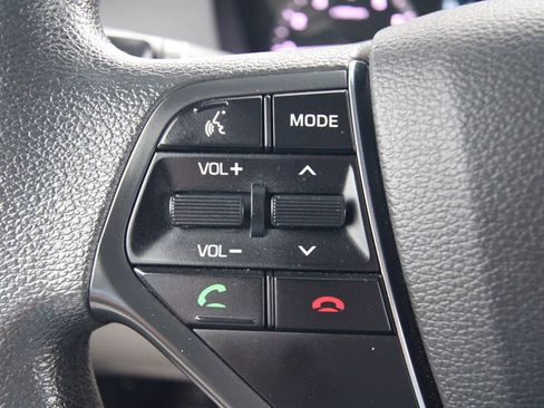 Used 2017 Hyundai Sonata SE image 18