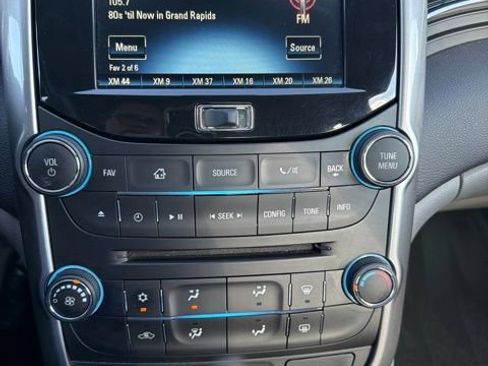 Used 2015 Chevrolet Malibu LT w/ Power Convenience Package FWD image 15