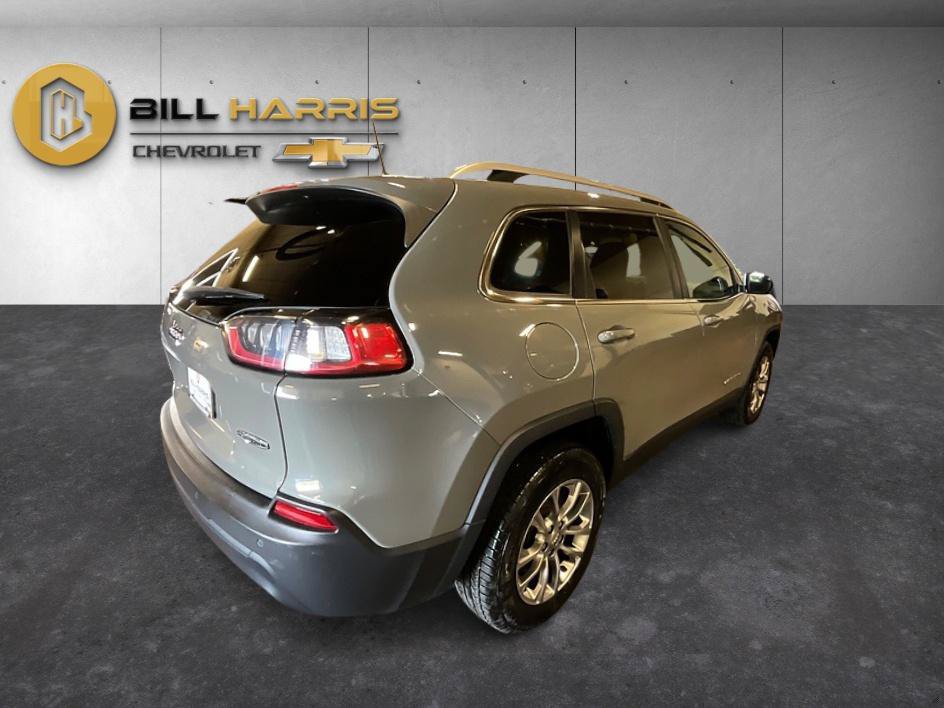 Used 2020 Jeep Cherokee Latitude Plus w/ Cold Weather Group AWD/4WD image 2