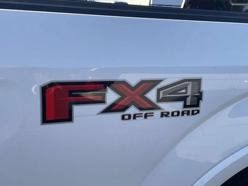 Used 2018 Ford F150 XLT w/ Equipment Group 302A Luxury AWD/4WD image 8