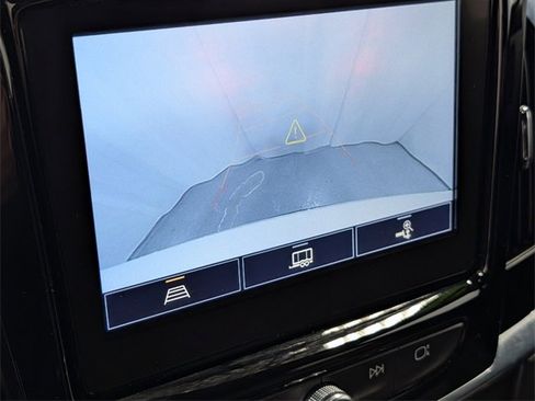 Certified 2022 Chevrolet Traverse LT w/ LPO, Blackout Package image 24