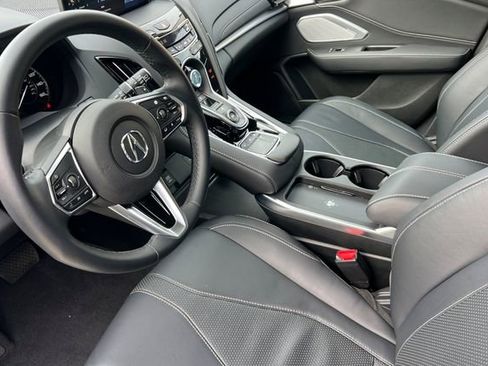 Certified 2025 Acura RDX w/ Technology Package image 10